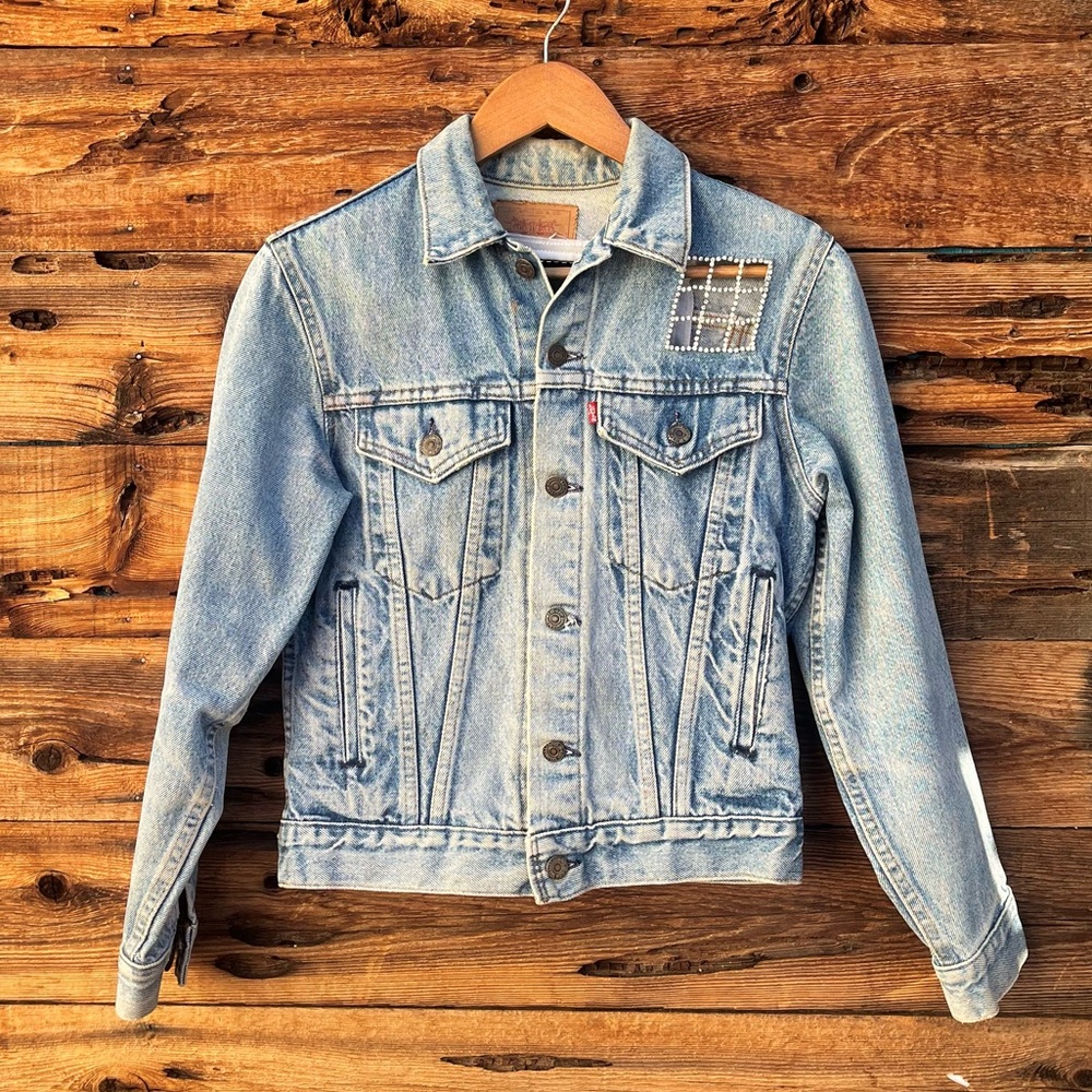 LEVI’S | Suzi B Classic Blue Denim Jacket Embellished XS/S
